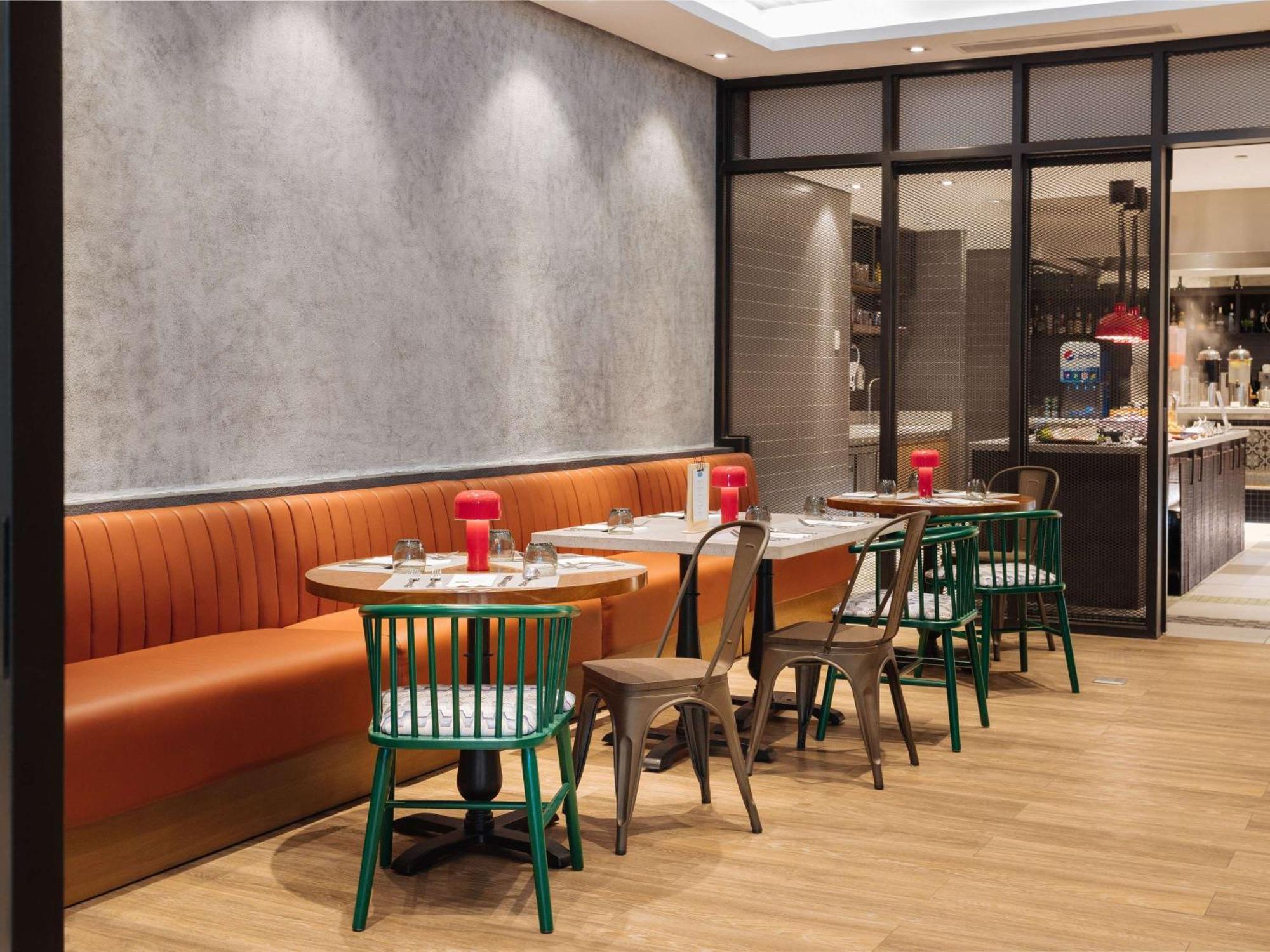 Ibis Styles Manila Araneta City Quezon City Exterior photo